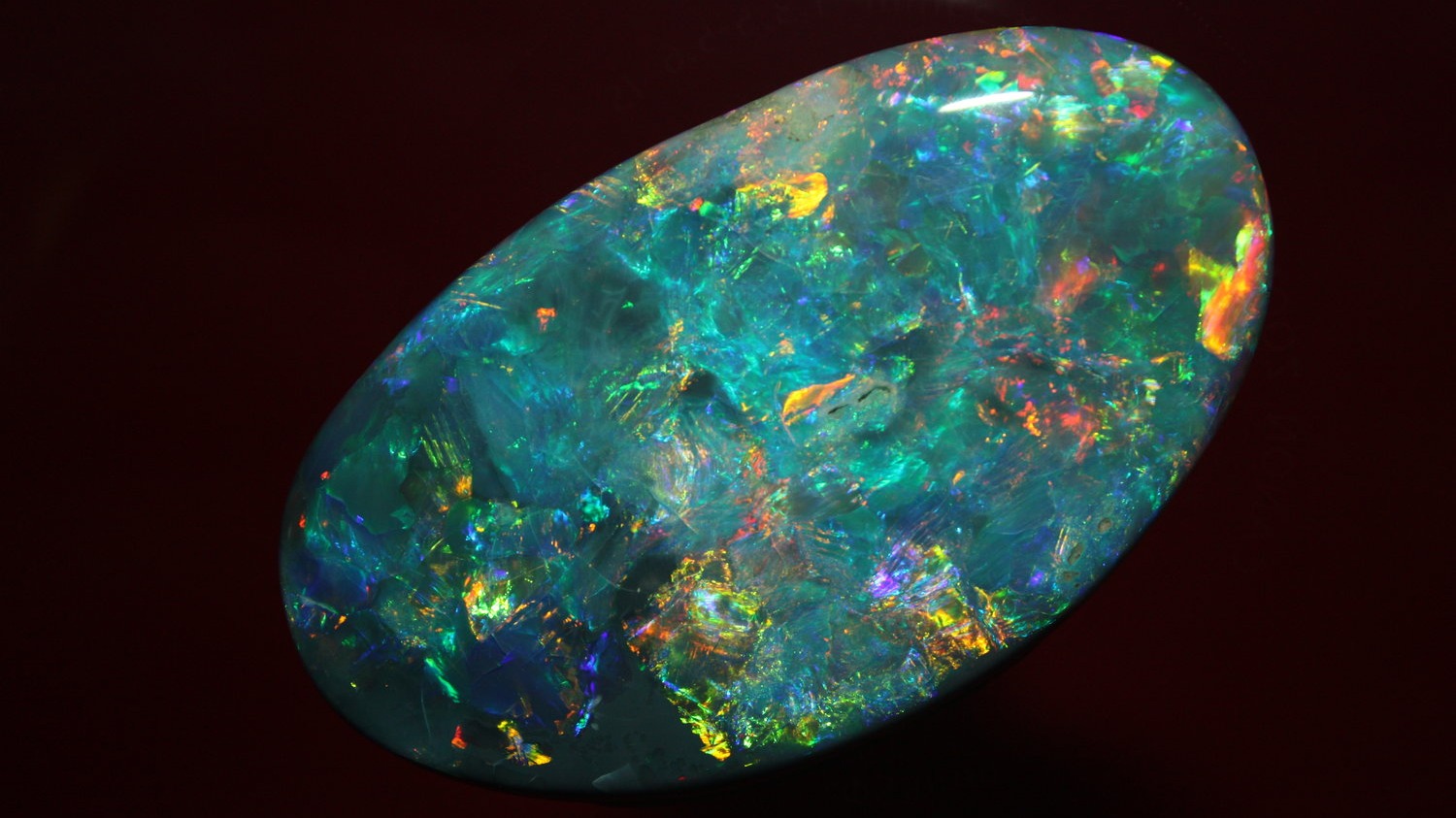 Die kulturelle Bedeutung des Opals: Ein Edelstein mit mythologischen Wurzeln