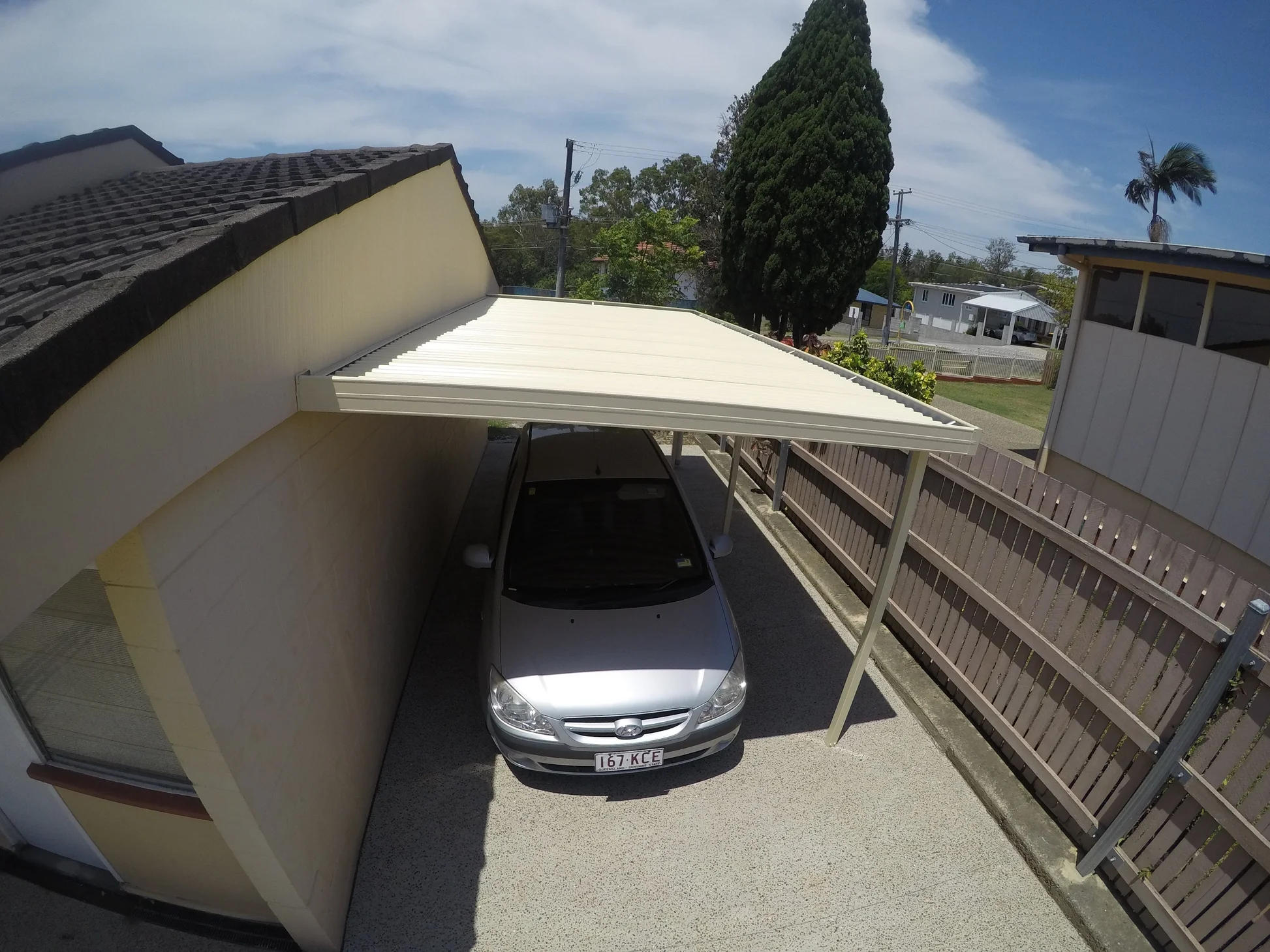 Carport günstig kaufen mit cleverer Planung – für Fahrzeuge und Aufbewahrung
